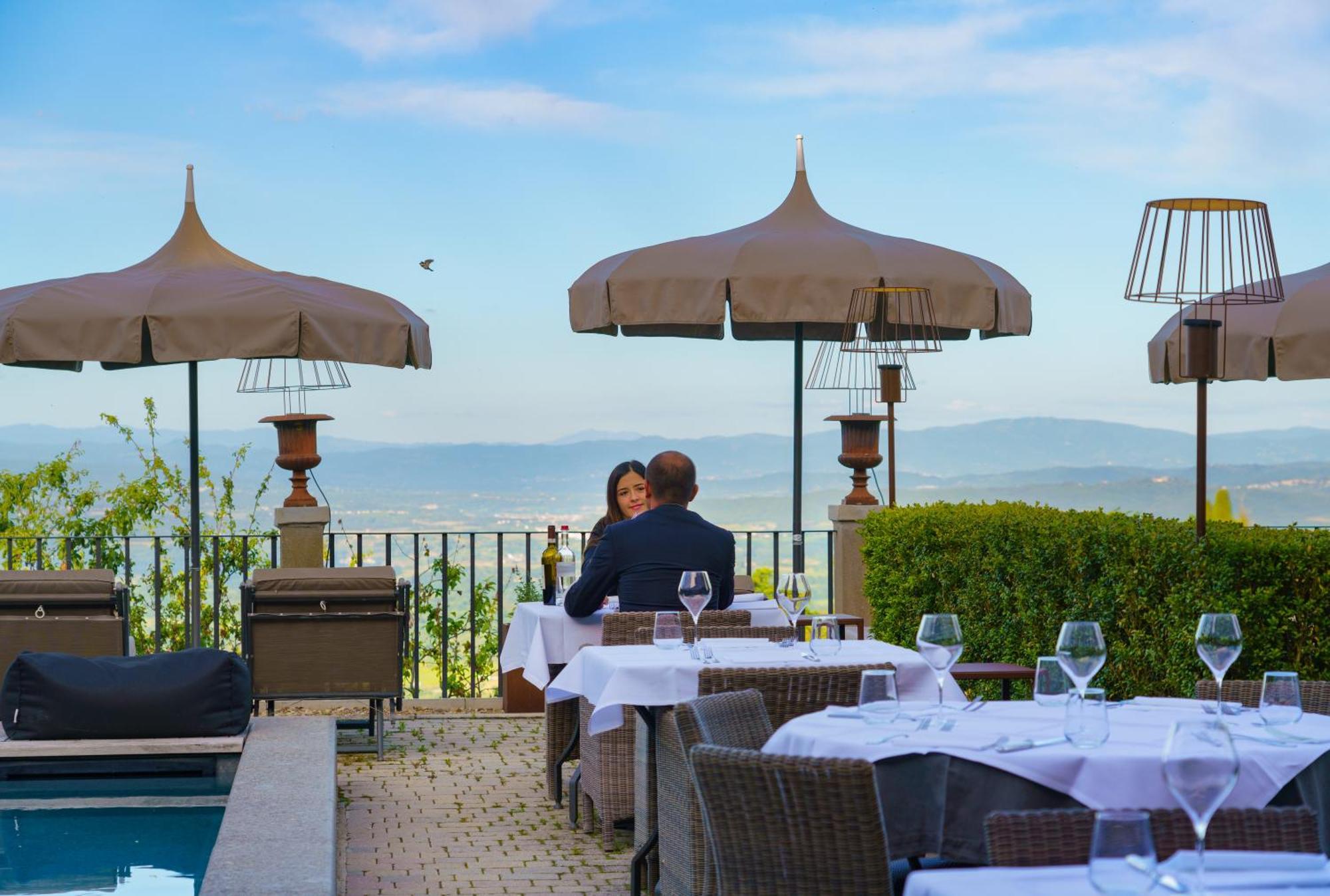 Villa Sassolini Country Boutique Hotel 몬테바르치 외부 사진
