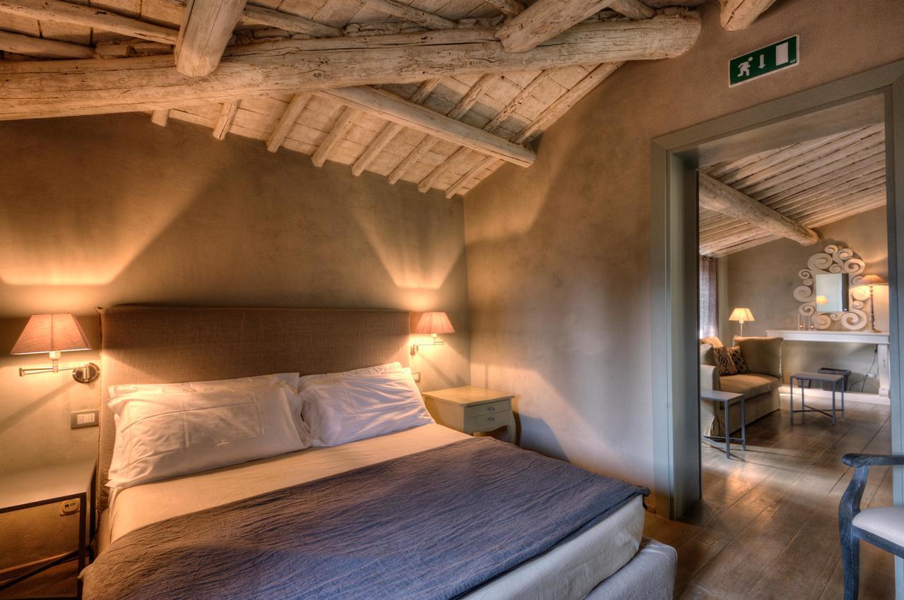 Villa Sassolini Country Boutique Hotel 몬테바르치 외부 사진
