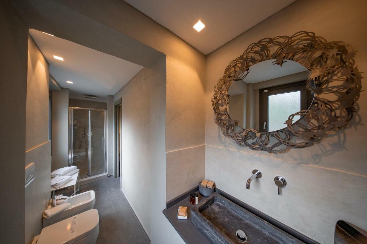 Villa Sassolini Country Boutique Hotel 몬테바르치 외부 사진